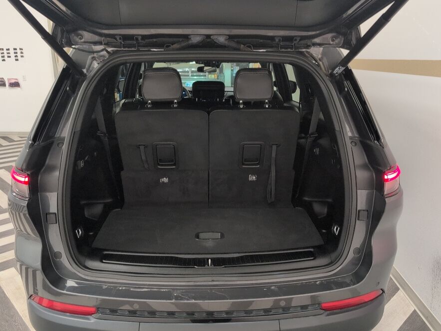 2024 Jeep Grand Cherokee L Altitude Bozeman MT