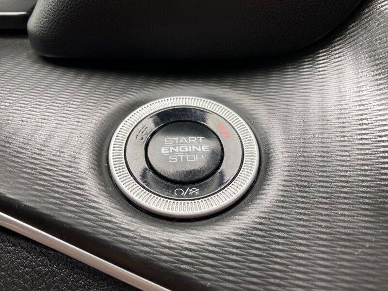 2024 Jeep Grand Cherokee L Altitude Springfield PA