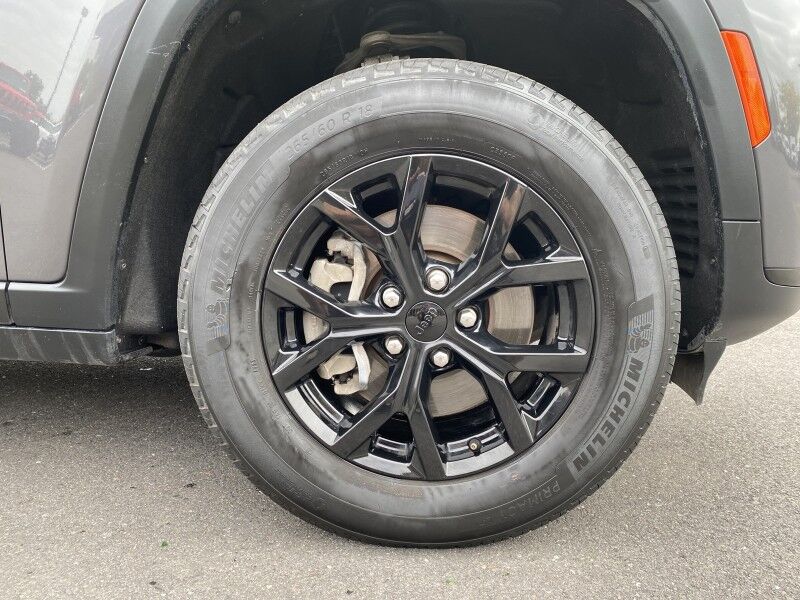 2024 Jeep Grand Cherokee L Altitude Springfield PA