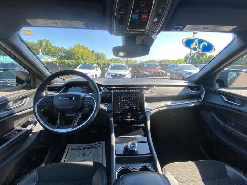 2024 Jeep Grand Cherokee L Altitude Springfield PA