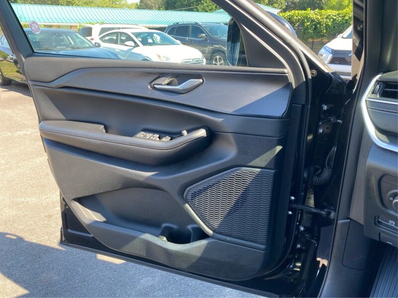 2024 Jeep Grand Cherokee L Altitude Springfield PA
