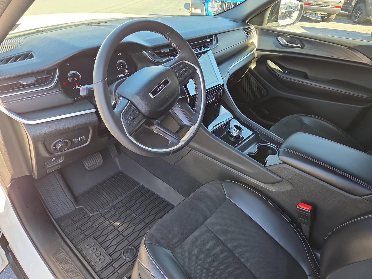 2024 Jeep Grand Cherokee L Altitude Hamburg PA