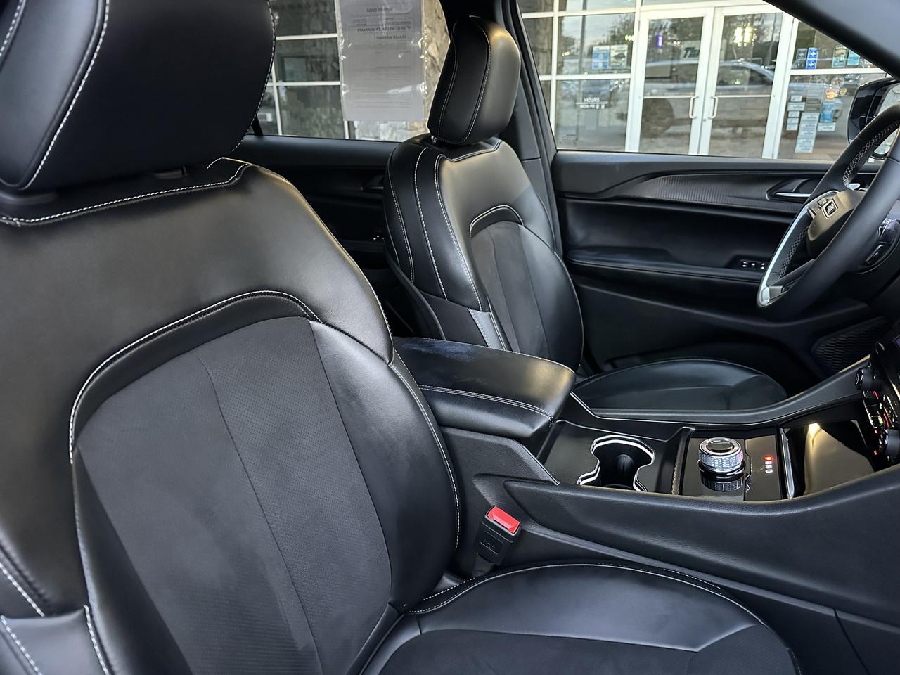 2024 Jeep Grand Cherokee L Altitude Mountain Home ID