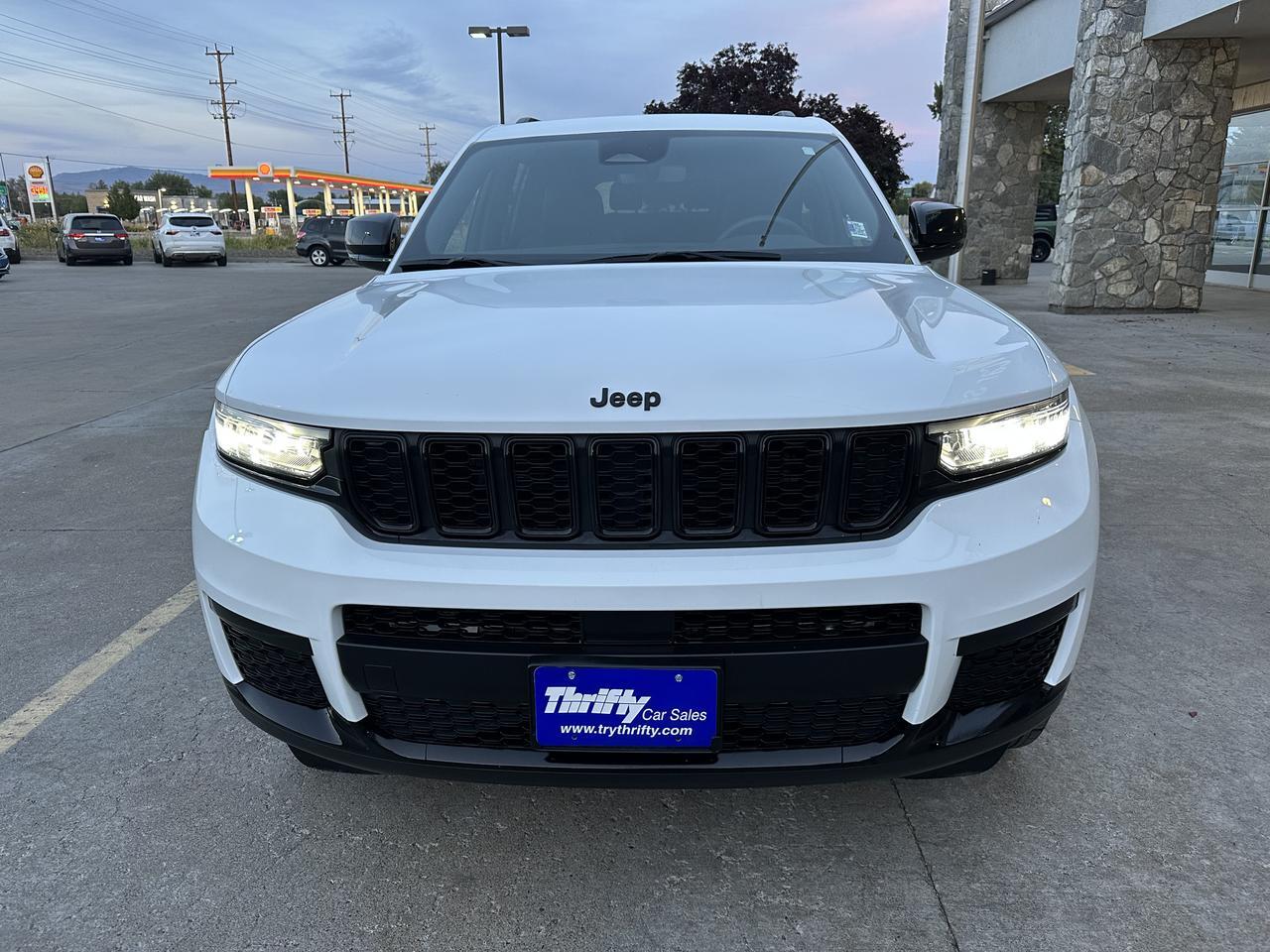 2024 Jeep Grand Cherokee L Altitude Mountain Home ID