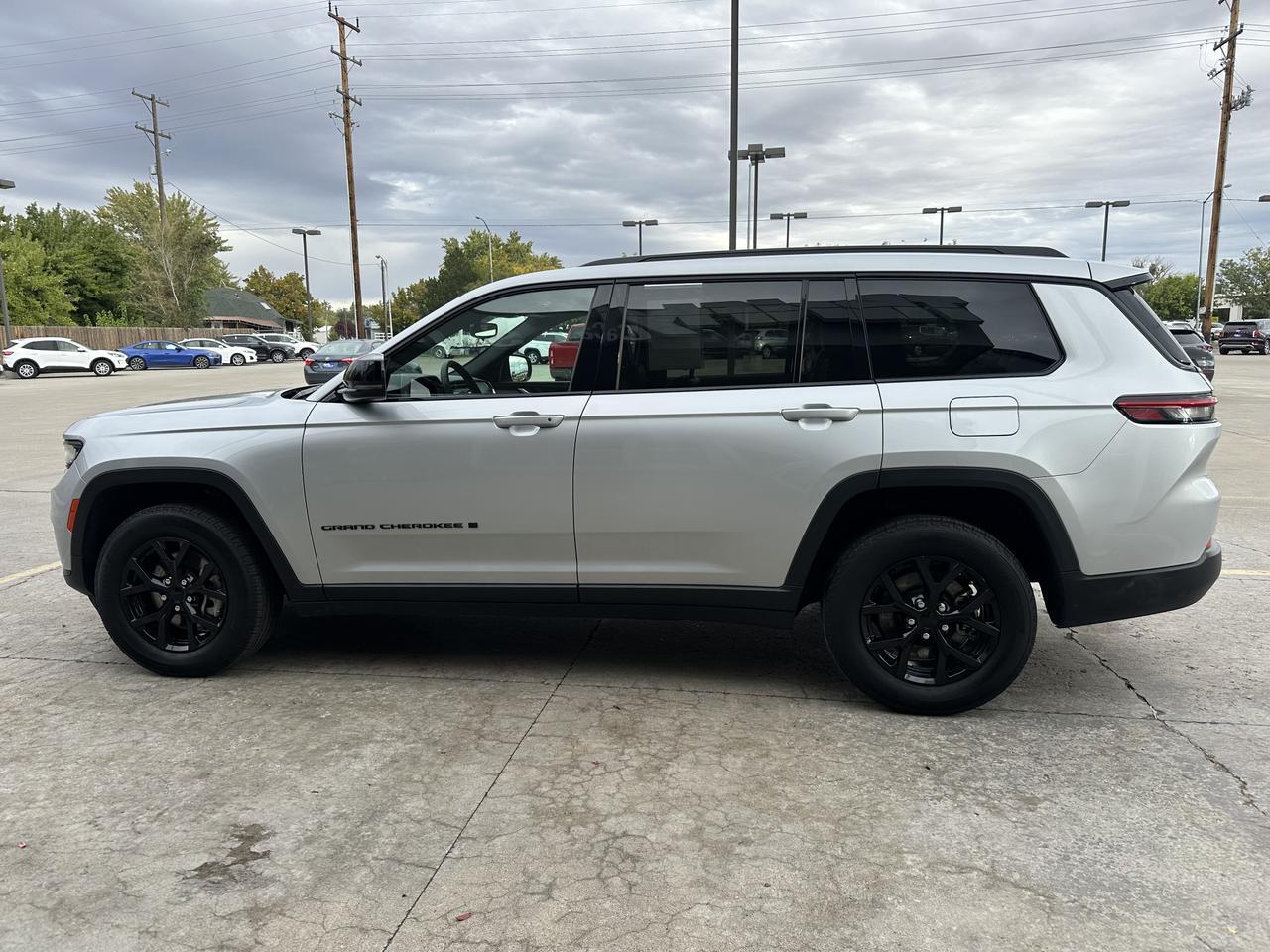 2024 Jeep Grand Cherokee L Altitude Mountain Home ID