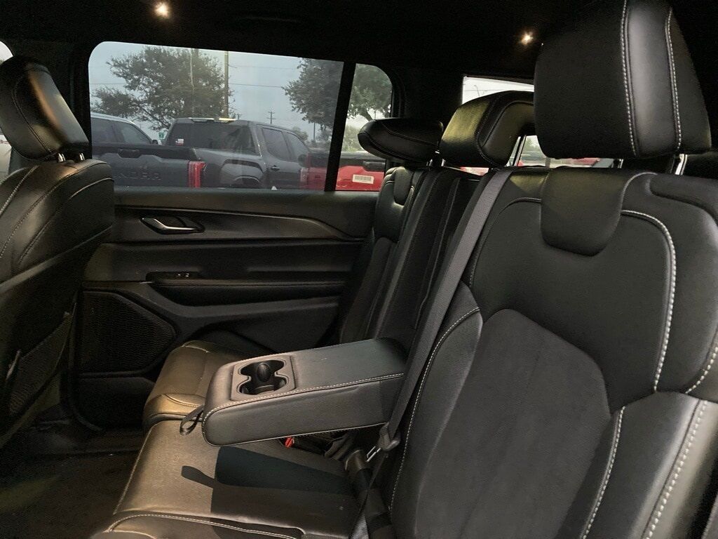 2024 Jeep Grand Cherokee L Altitude San Antonio TX