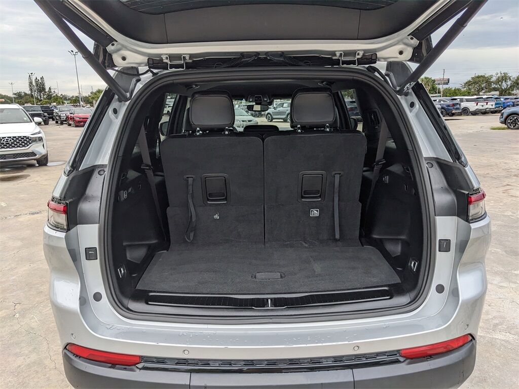 2024 Jeep Grand Cherokee L Altitude San Clemente CA