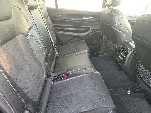 2024 Jeep Grand Cherokee L Altitude West Burlington IA