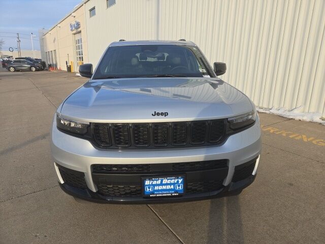 2024 Jeep Grand Cherokee L Altitude West Burlington IA