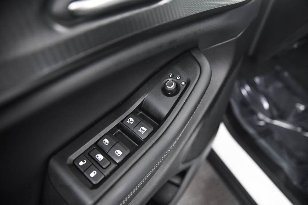 2024 Jeep Grand Cherokee L Laredo AKRON OH