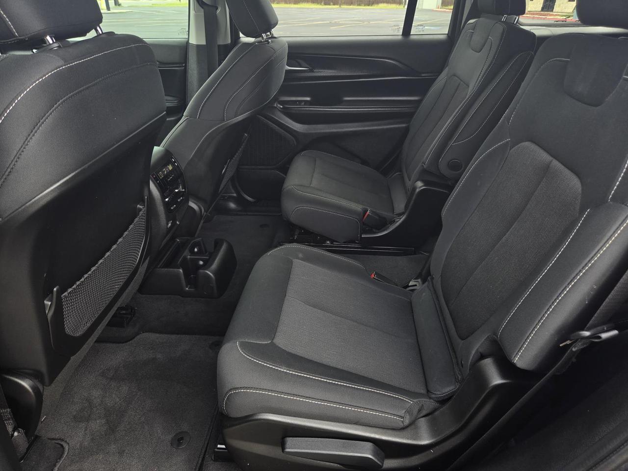 2024 Jeep Grand Cherokee L Laredo Beeville TX