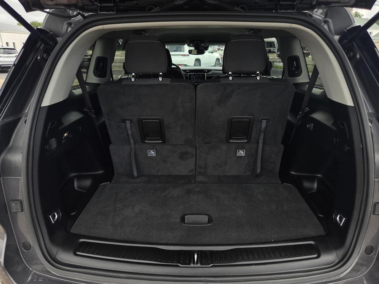 2024 Jeep Grand Cherokee L Laredo Beeville TX