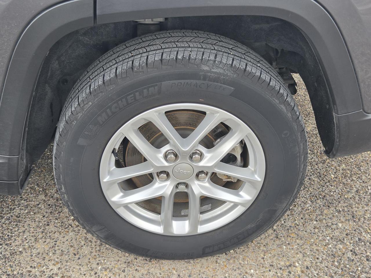 2024 Jeep Grand Cherokee L Laredo Beeville TX
