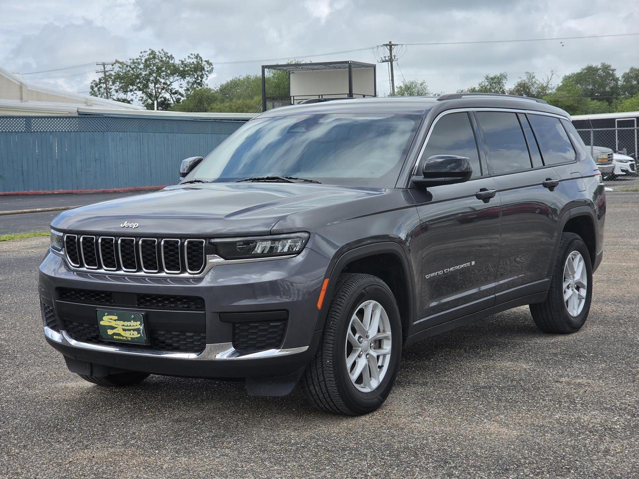 2024 Jeep Grand Cherokee L Laredo Beeville TX