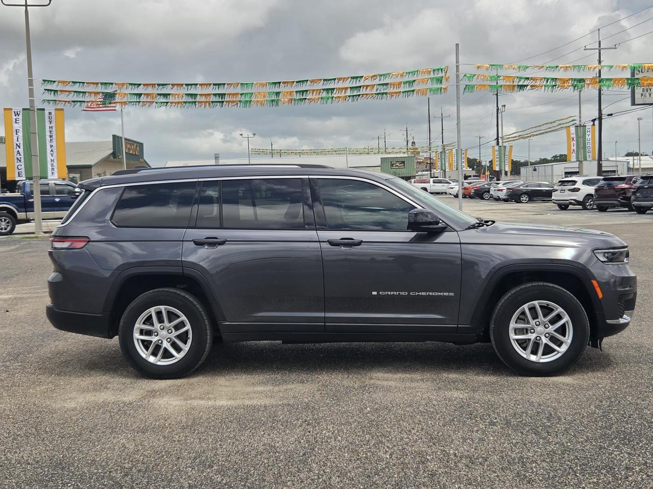 2024 Jeep Grand Cherokee L Laredo