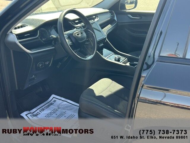2024 Jeep Grand Cherokee L Laredo Elko NV