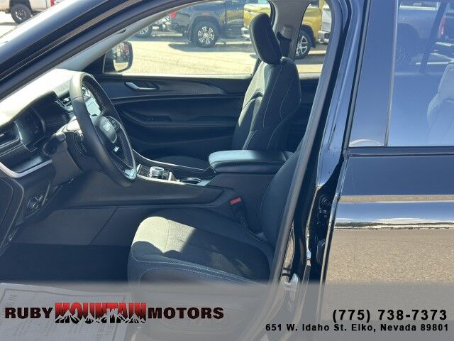 2024 Jeep Grand Cherokee L Laredo Elko NV