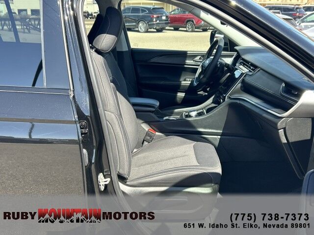 2024 Jeep Grand Cherokee L Laredo Elko NV
