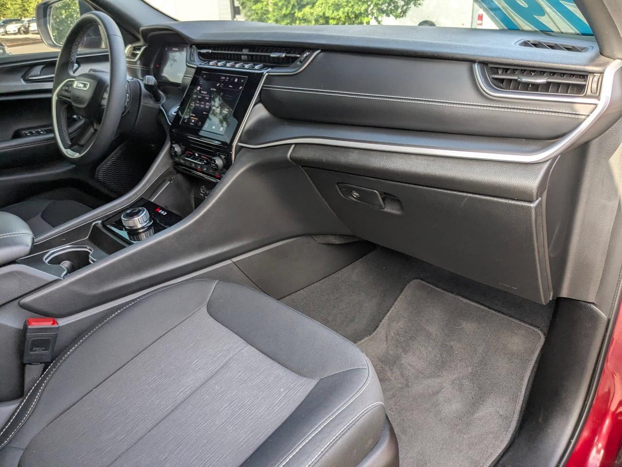 2024 Jeep Grand Cherokee L Laredo San Antonio TX