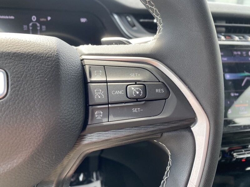 2024 Jeep Grand Cherokee L Laredo X Bristol  PA