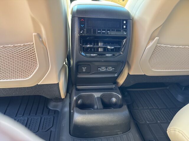 2024 Jeep Grand Cherokee L Limited TX 2024 Jeep Grand Cherokee L Limited TX