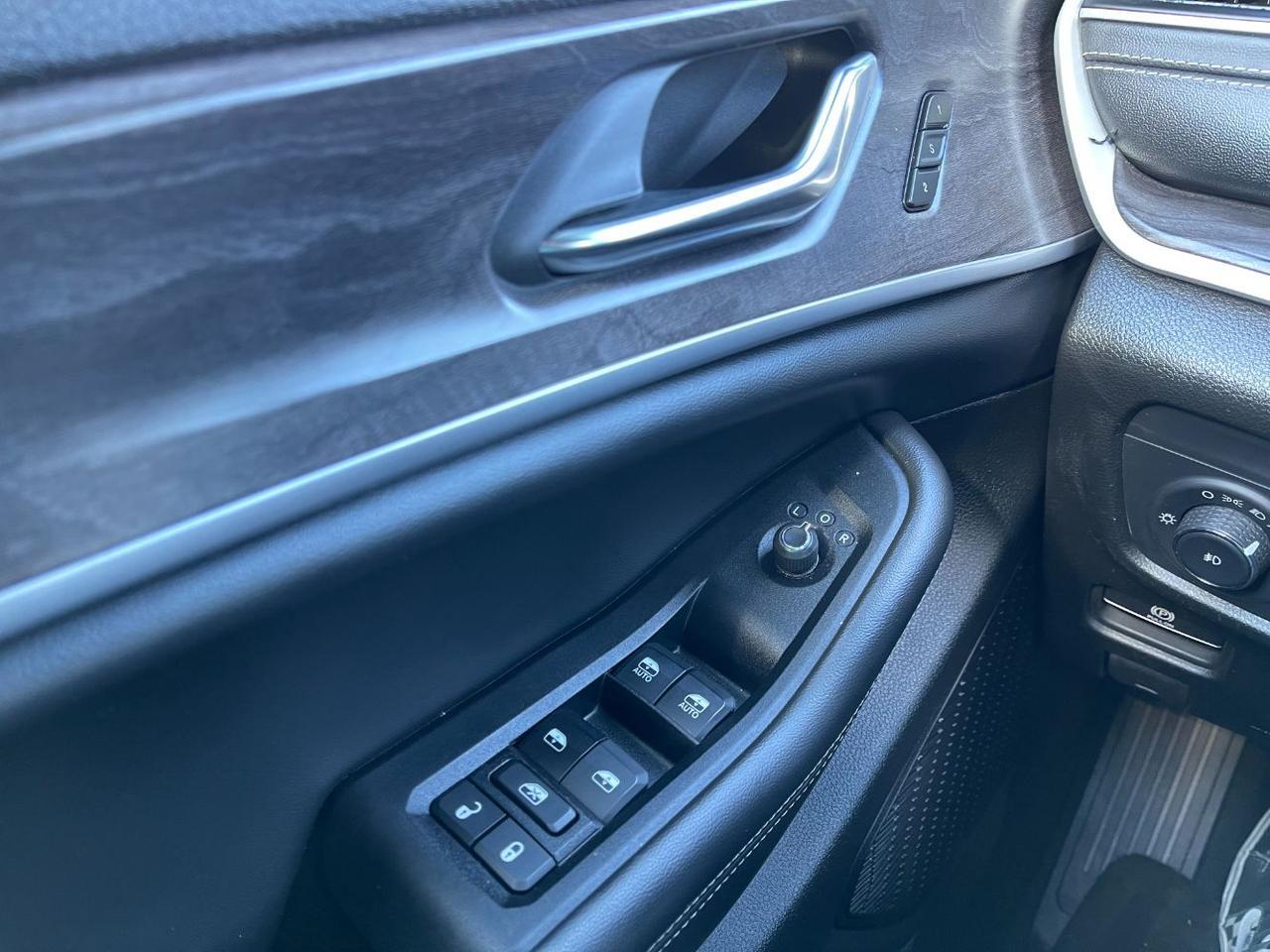 2024 Jeep Grand Cherokee L Limited 4x4 Spokane Valley WA