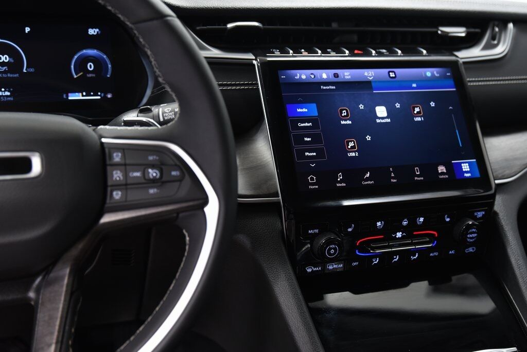 2024 Jeep Grand Cherokee L Limited Akron