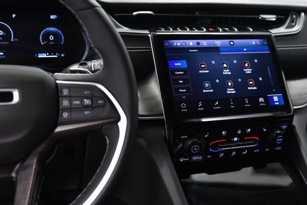 2024 Jeep Grand Cherokee L Limited Akron
