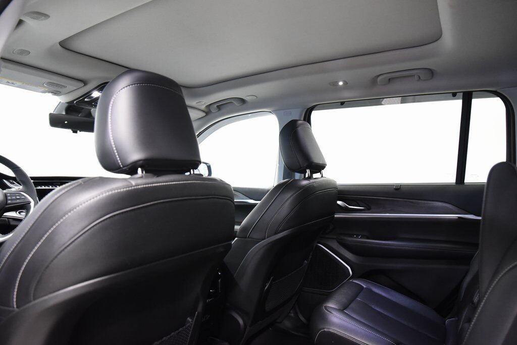 2024 Jeep Grand Cherokee L Limited Akron