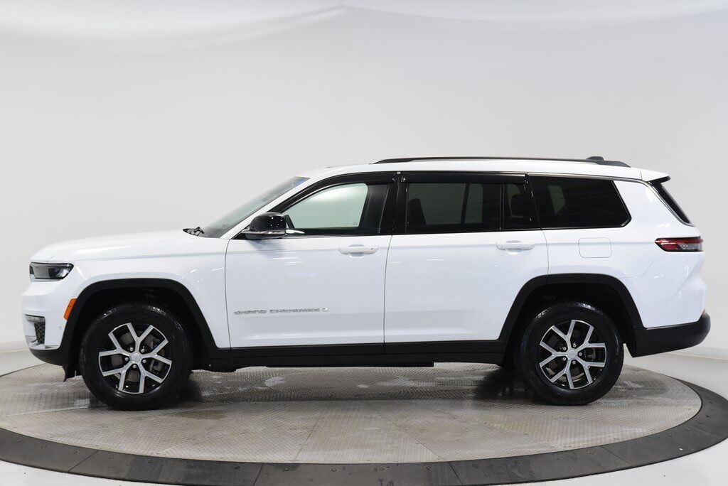 2024 Jeep Grand Cherokee L Limited Akron