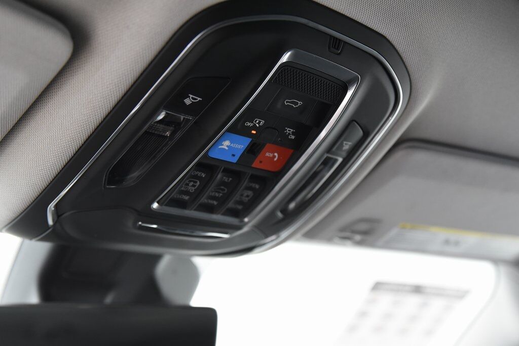 2024 Jeep Grand Cherokee L Limited Akron