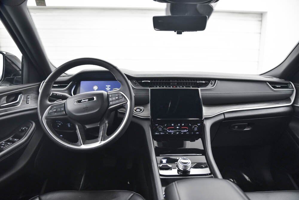 2024 Jeep Grand Cherokee L Limited AKRON OH