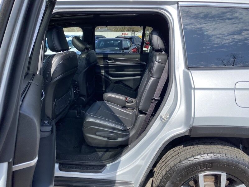 2024 Jeep Grand Cherokee L Limited Bristol  PA