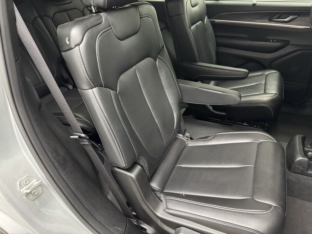 2024 Jeep Grand Cherokee L Limited Loveland CO