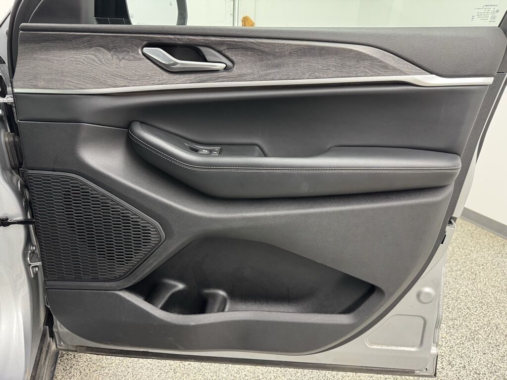 2024 Jeep Grand Cherokee L Limited Loveland CO