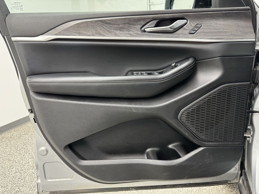 2024 Jeep Grand Cherokee L Limited Loveland CO