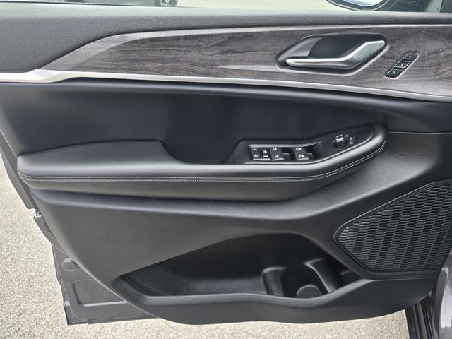 2024 Jeep Grand Cherokee L Limited Seaside CA