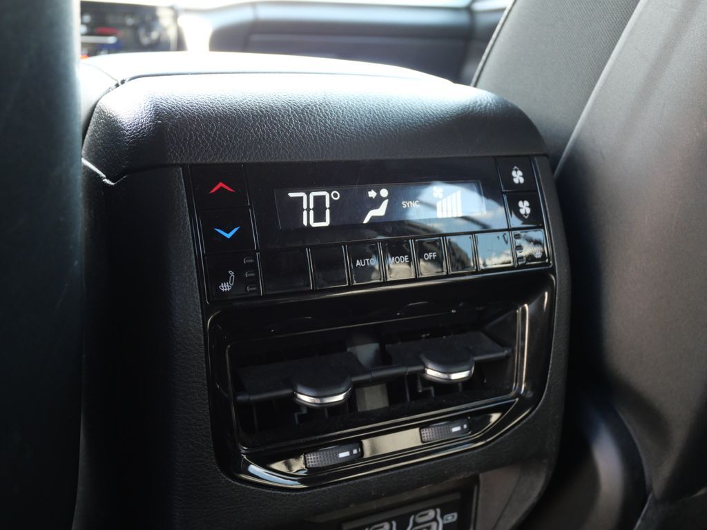 2024 Jeep Grand Cherokee L Limited Mt Pleasant MI