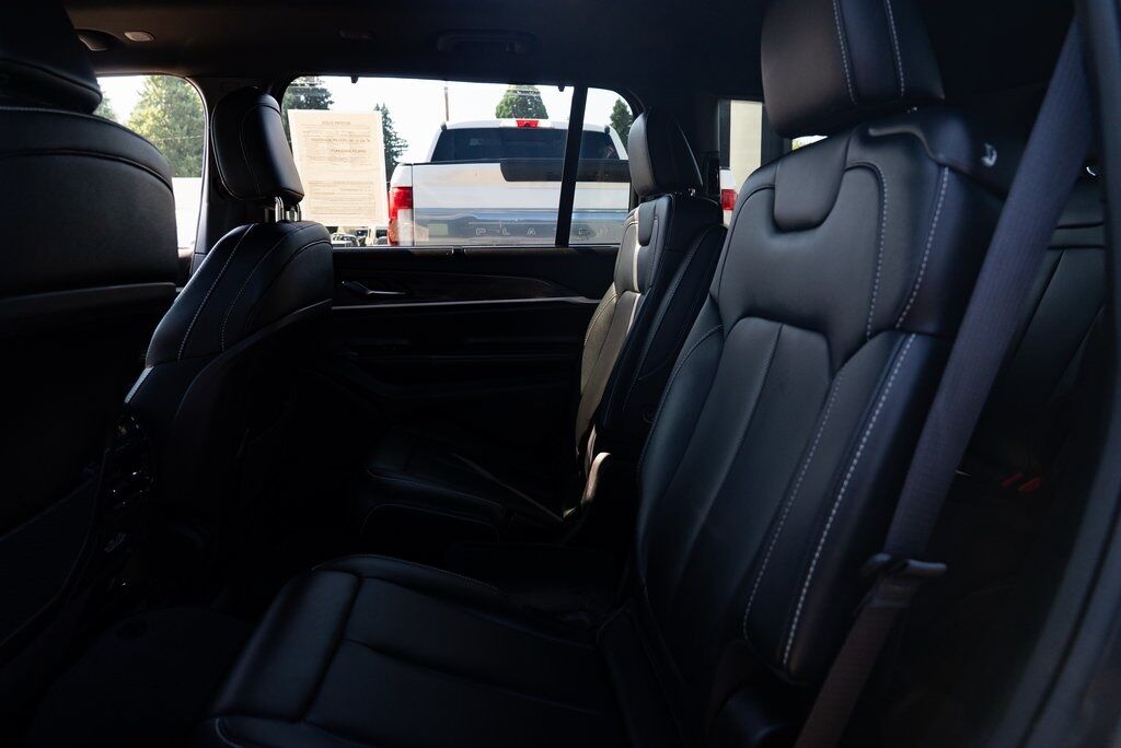 2024 Jeep Grand Cherokee L Limited Milwaukie OR