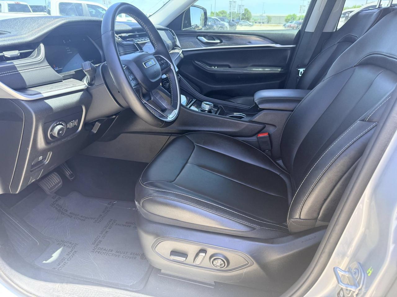 2024 Jeep Grand Cherokee L Limited Castroville TX