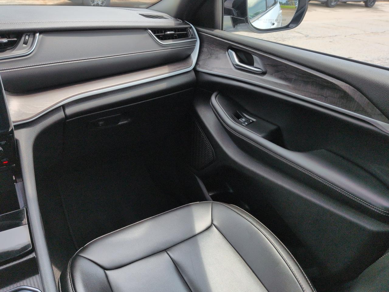 2024 Jeep Grand Cherokee L Limited Winder GA