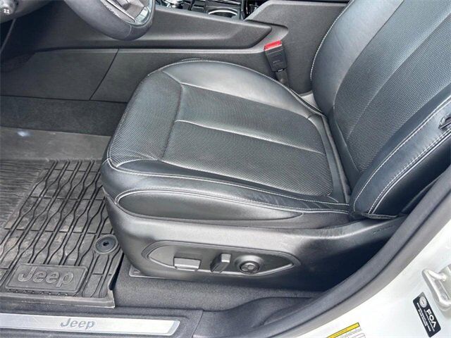 2024 Jeep Grand Cherokee L Overland Farmington MO