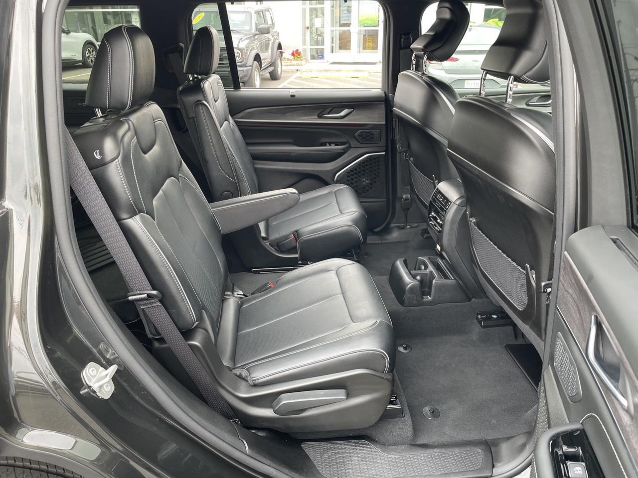 2024 Jeep Grand Cherokee L Overland Chantilly VA