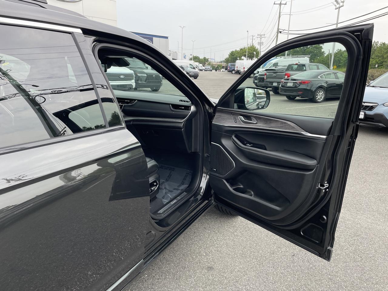 2024 Jeep Grand Cherokee L Overland Chantilly VA