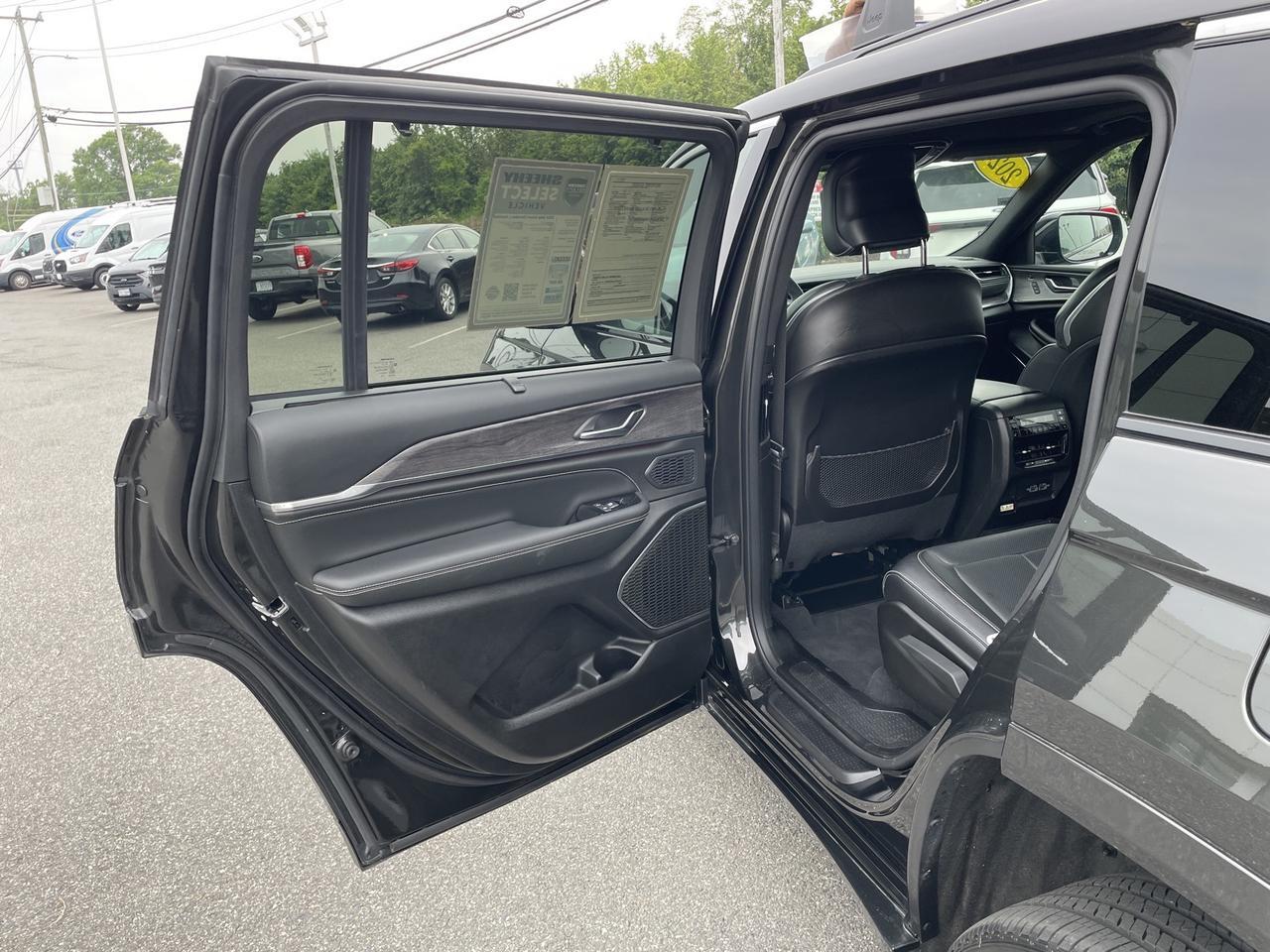 2024 Jeep Grand Cherokee L Overland Chantilly VA