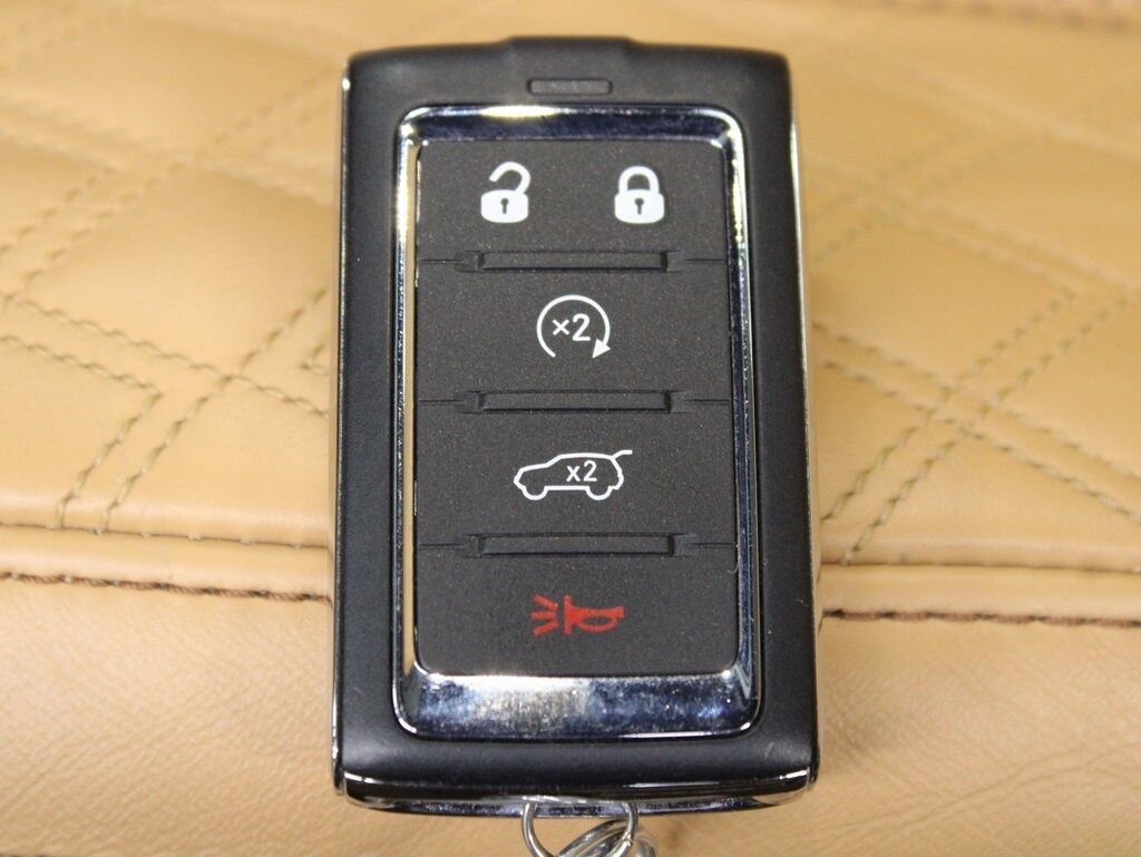 2024 Jeep Grand Cherokee L Summit 4WD 7 Passenger Fond du Lac WI