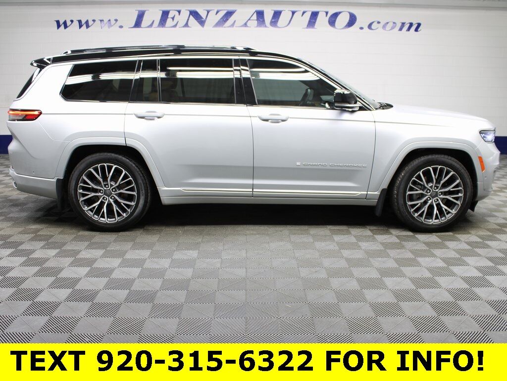 2024 Jeep Grand Cherokee L Summit 4WD 7 Passenger Fond du Lac WI