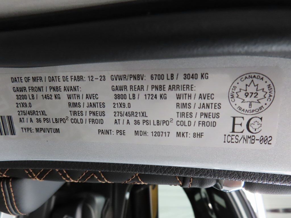 2024 Jeep Grand Cherokee L Summit 4WD Fond du Lac WI