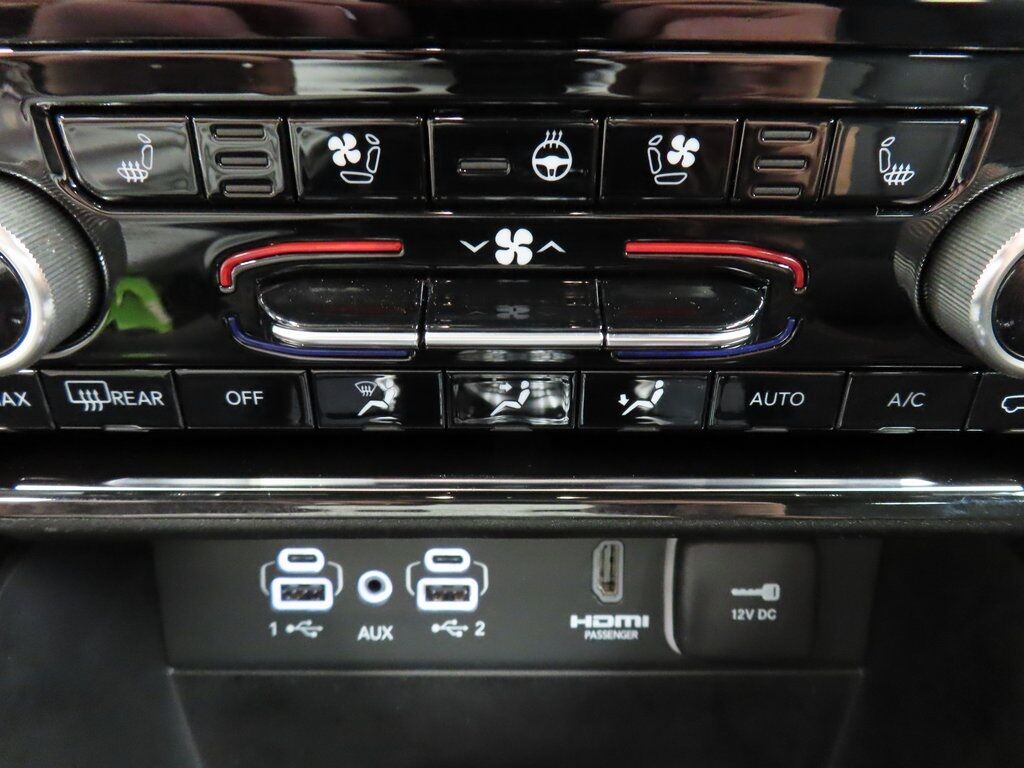 2024 Jeep Grand Cherokee L Summit 4WD Fond du Lac WI