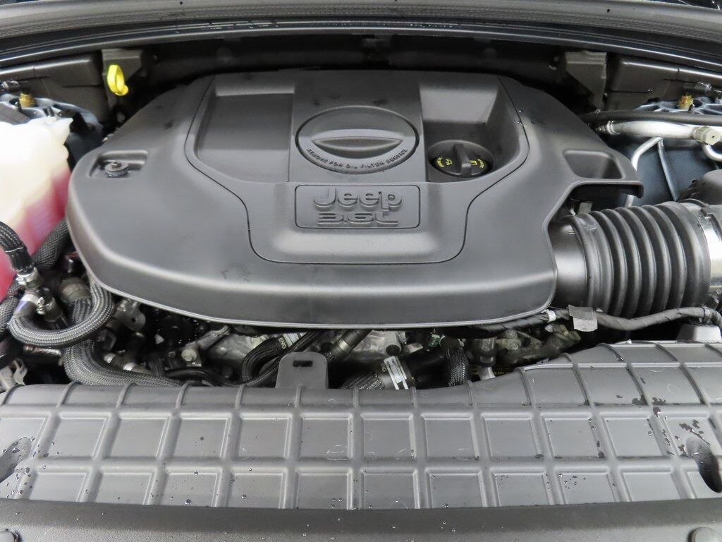 2024 Jeep Grand Cherokee L Summit 4WD Fond du Lac WI